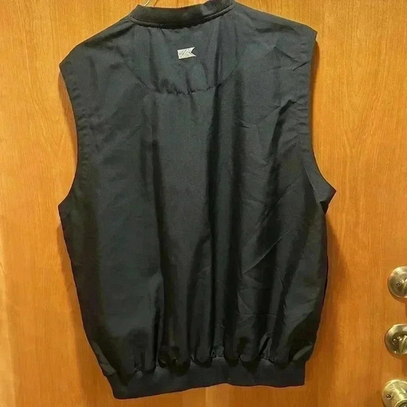 Cutter and Buck golf vest size large - Picture 5 of 6